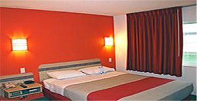 Motel 6 Anaheim Maingate Екстериор снимка